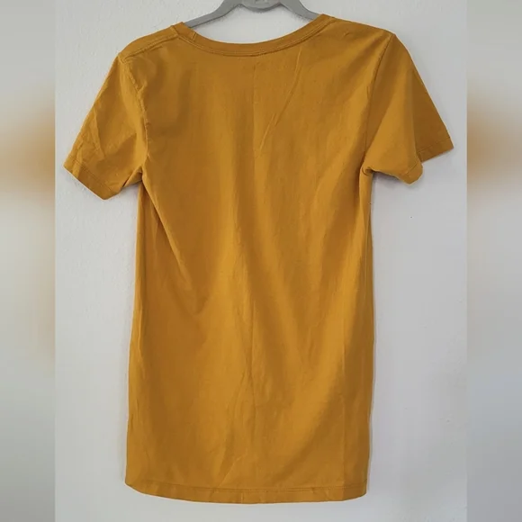 Disney T-Shirt Size Small Mickey and Minnie Mouse 100% Cotton Yellow - Picture 3 of 4